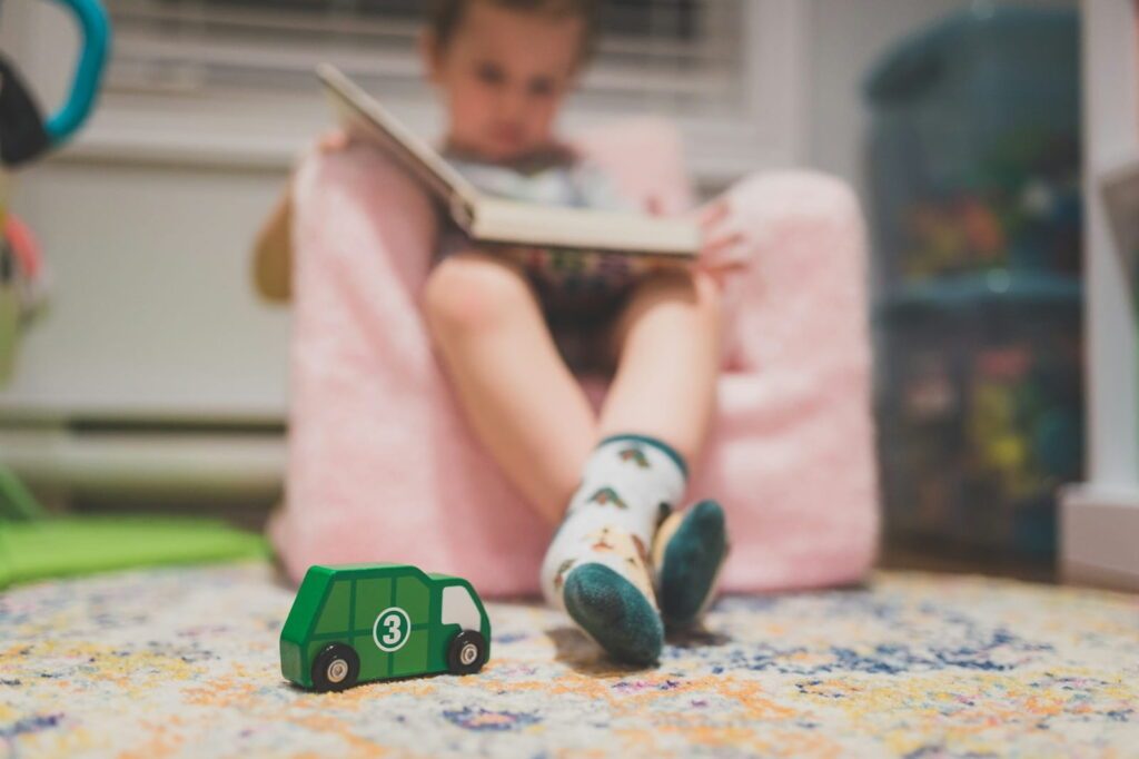 À quelle tribu de parents appartenez-vous ? Les nouveaux types d'éducation 2026 11 stephen andrews KW VqsQ4htA unsplash 1