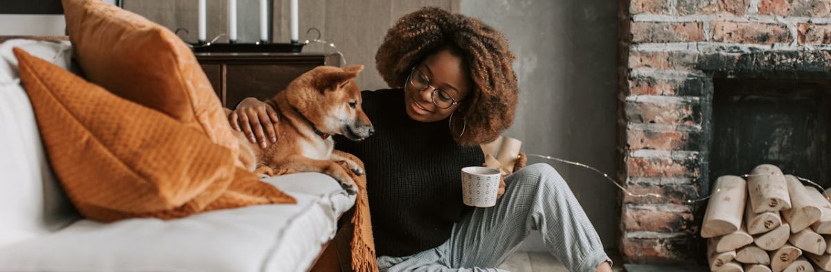 Comment créer une ambiance cocooning à la maison en hiver ?